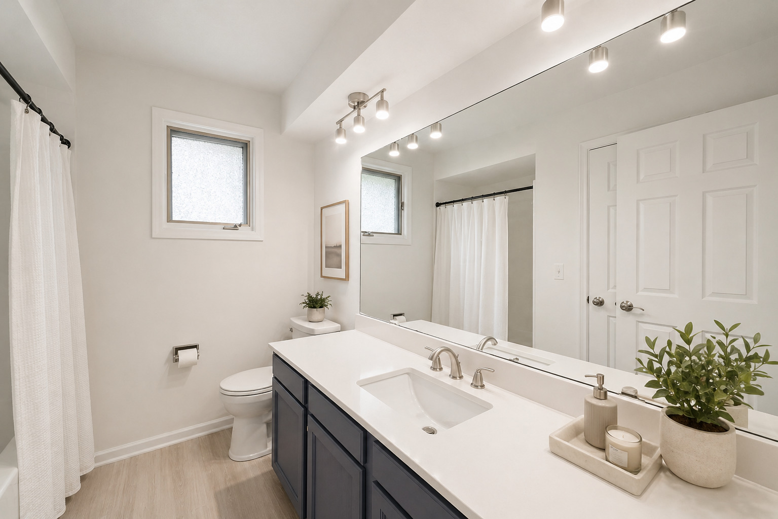 925 Lancaster Avenue, Downers Grove, IL 60516