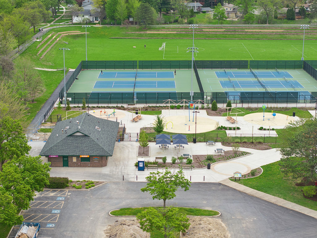 925 Lancaster Avenue, Downers Grove, IL 60516