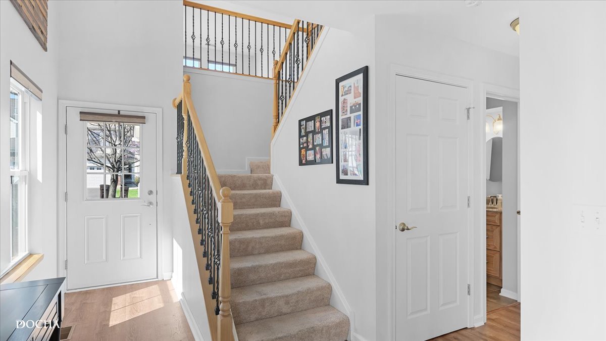 620 Grand Canyon Circle, Crystal Lake, IL 60014