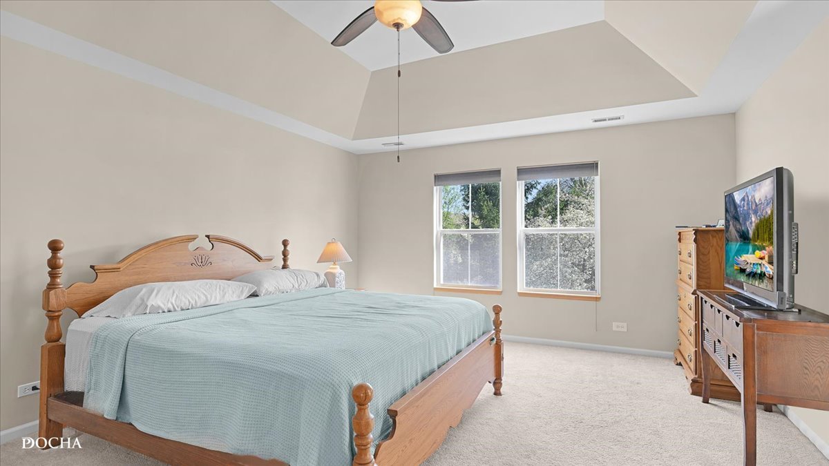 620 Grand Canyon Circle, Crystal Lake, IL 60014