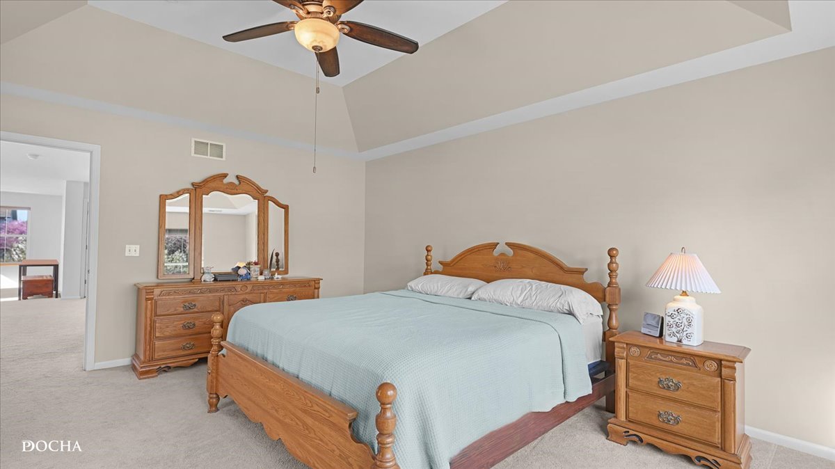 620 Grand Canyon Circle, Crystal Lake, IL 60014