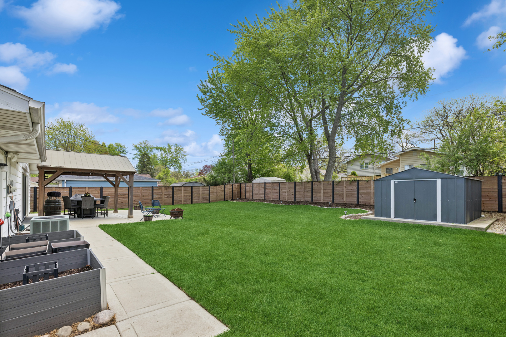 385 Lafayette Lane, Hoffman Estates, IL 60169