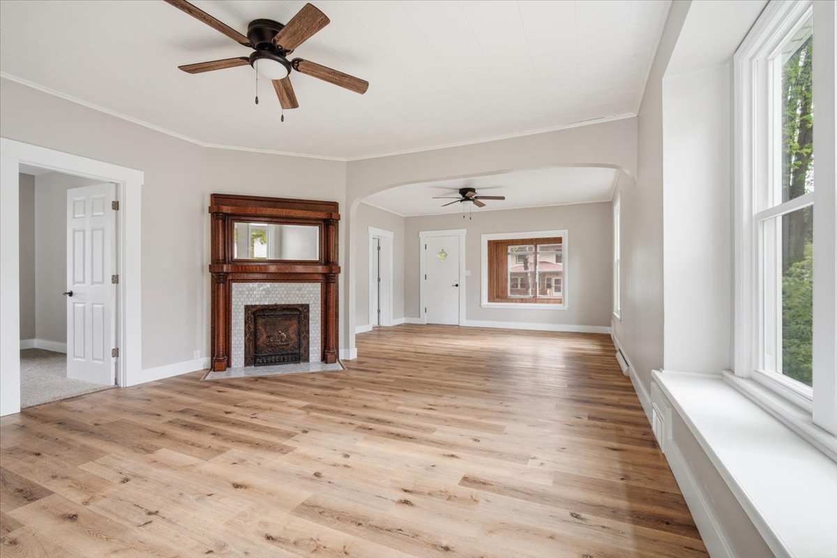 306 E Oak Street, Fairbury, IL 61739