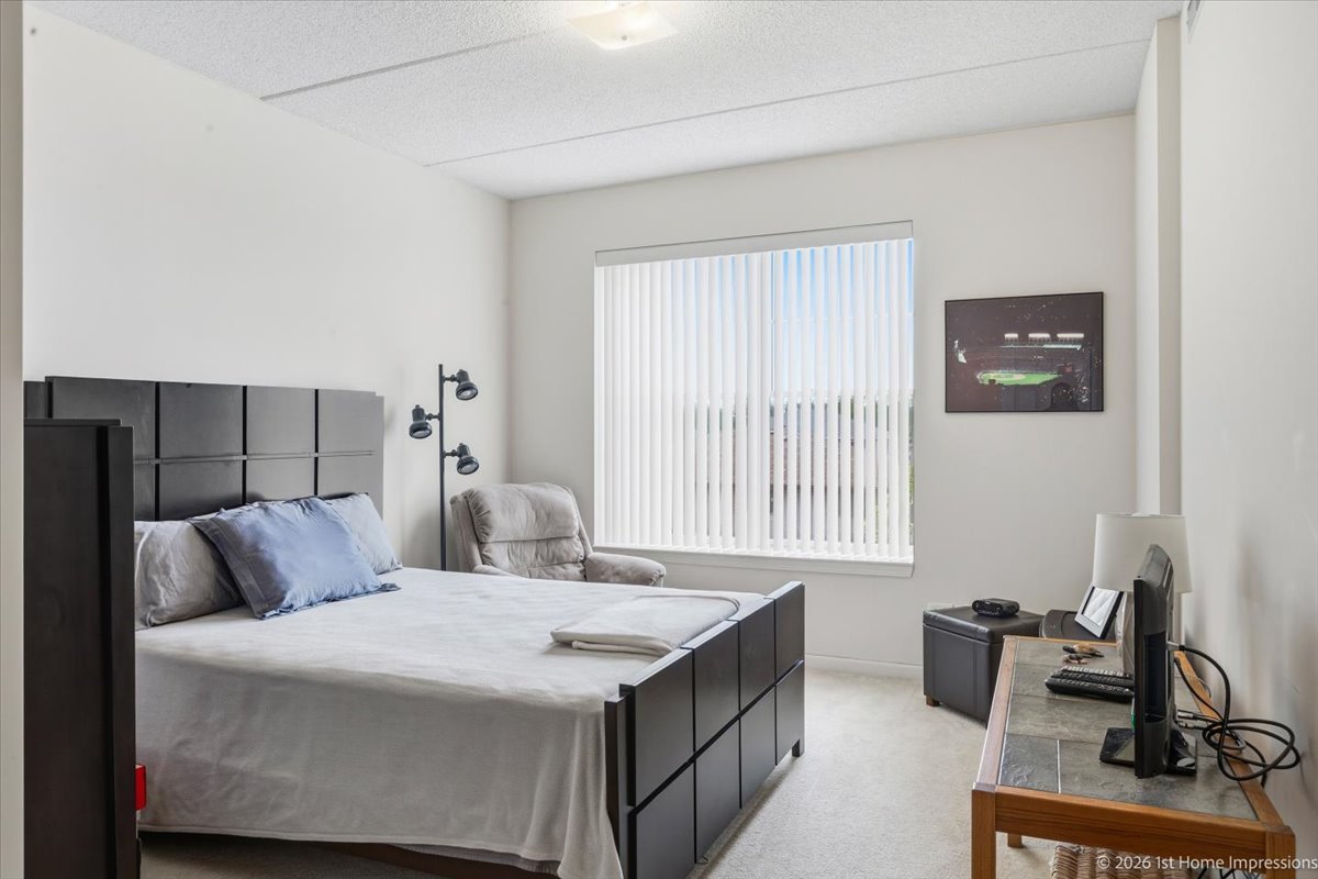 9530 Cook Avenue #411, Oak Lawn, IL 60453