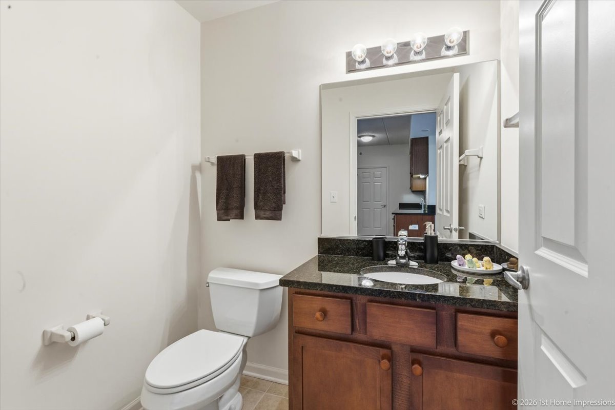 9530 Cook Avenue #411, Oak Lawn, IL 60453