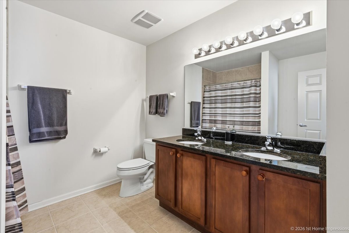 9530 Cook Avenue #411, Oak Lawn, IL 60453
