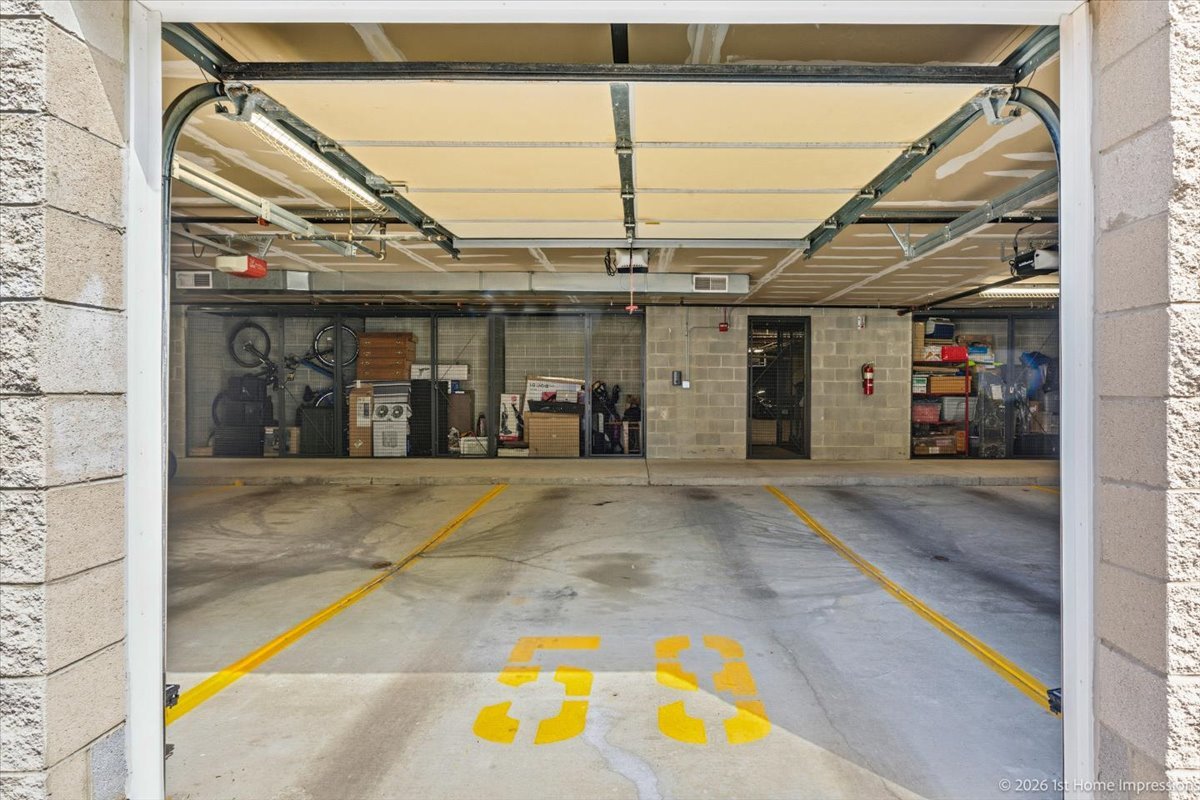 9530 Cook Avenue #411, Oak Lawn, IL 60453