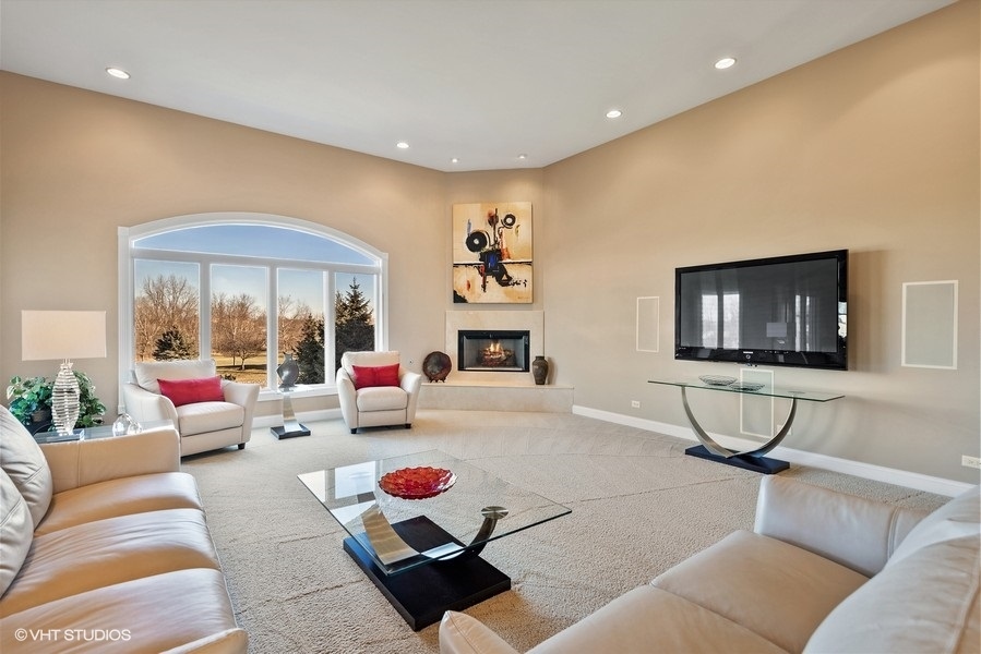 25860 Prairie Hill Lane, Plainfield, IL 60585