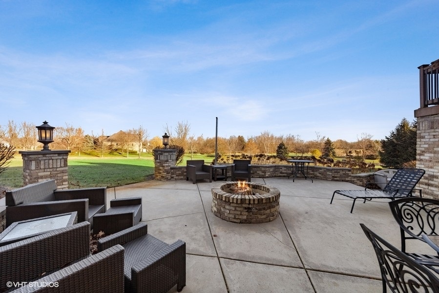 25860 Prairie Hill Lane, Plainfield, IL 60585