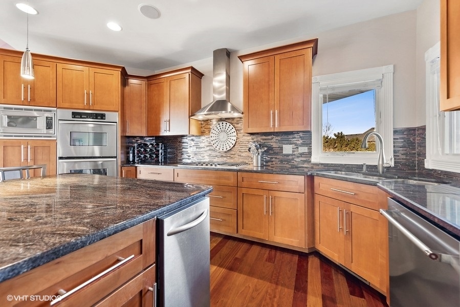 25860 Prairie Hill Lane, Plainfield, IL 60585