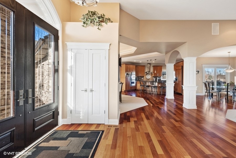 25860 Prairie Hill Lane, Plainfield, IL 60585