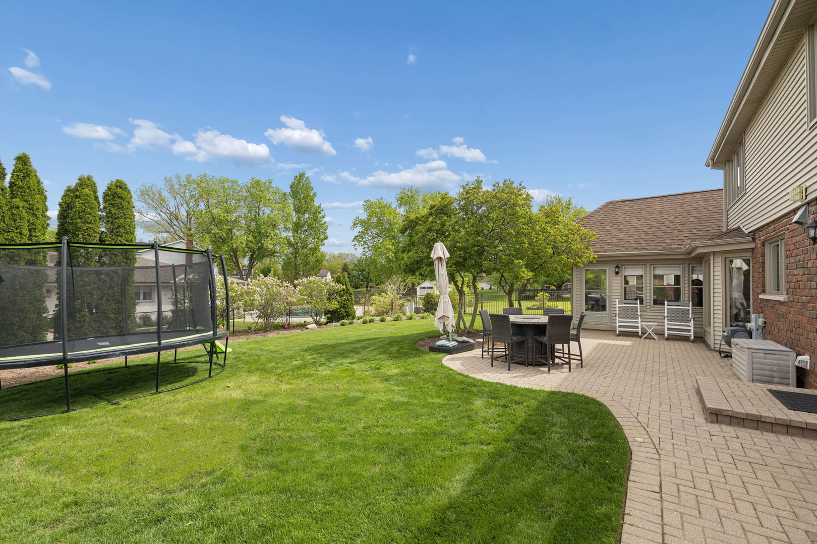 8692 Flint Lane, Orland Park, IL 60462