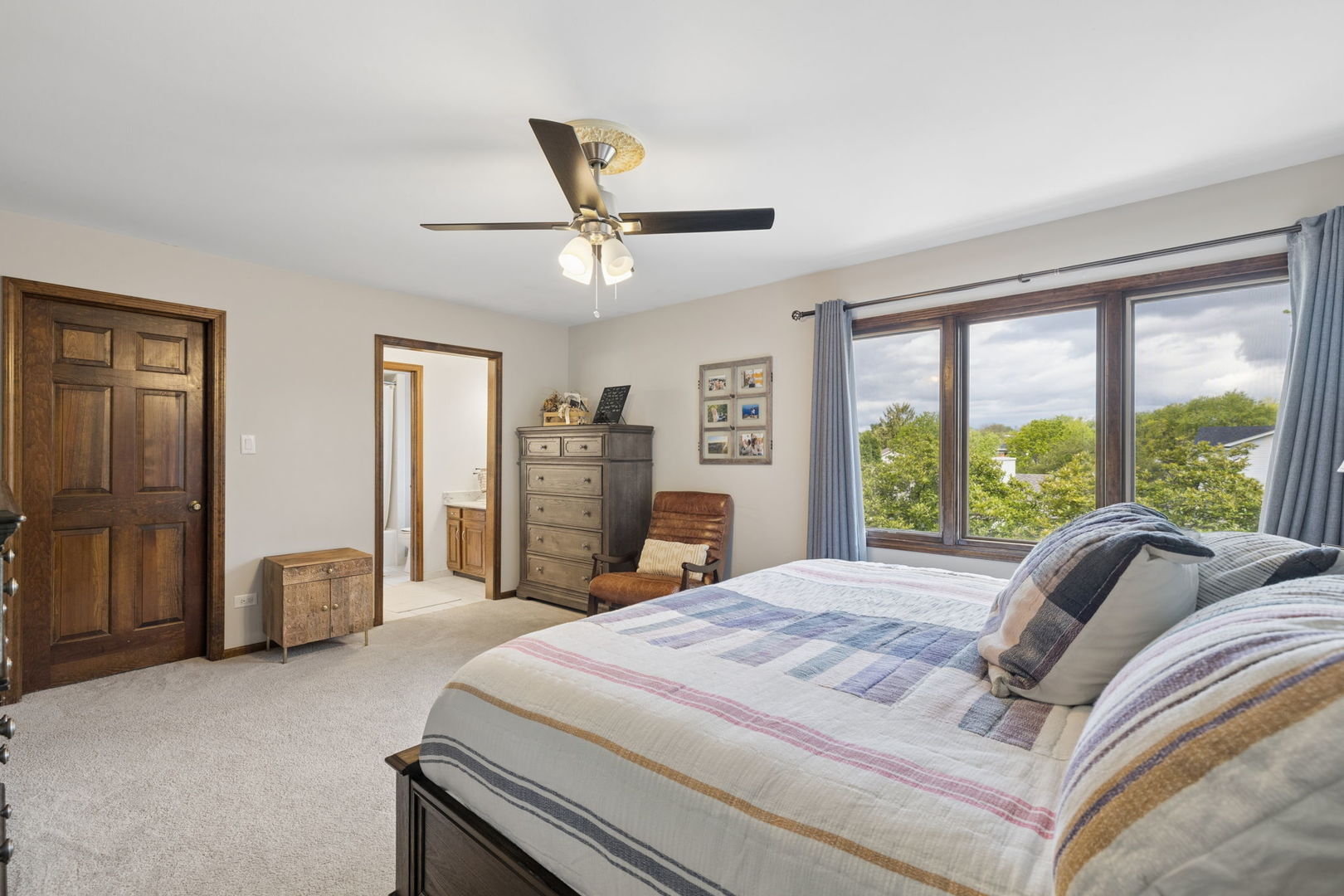 8692 Flint Lane, Orland Park, IL 60462