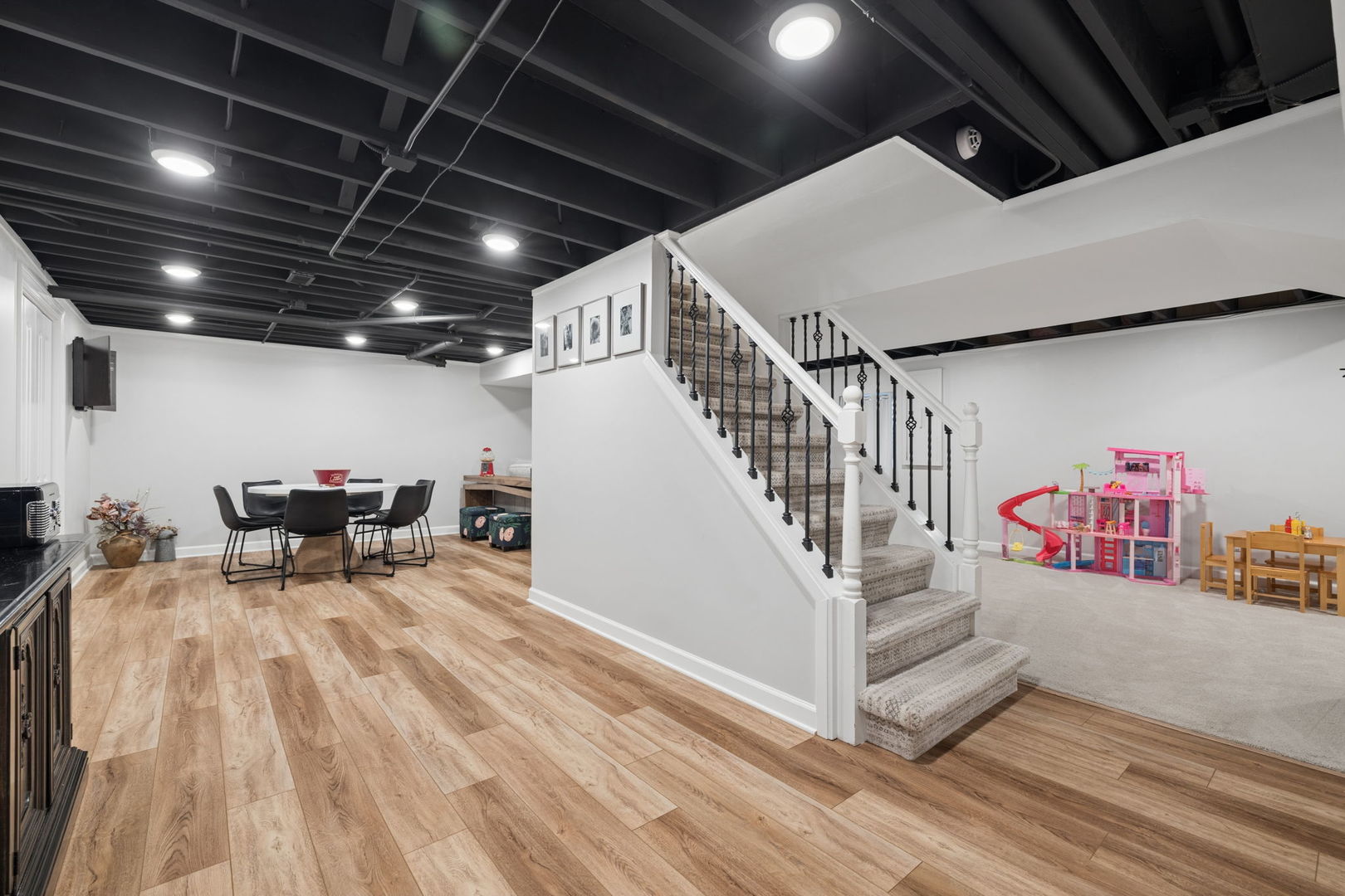 8692 Flint Lane, Orland Park, IL 60462