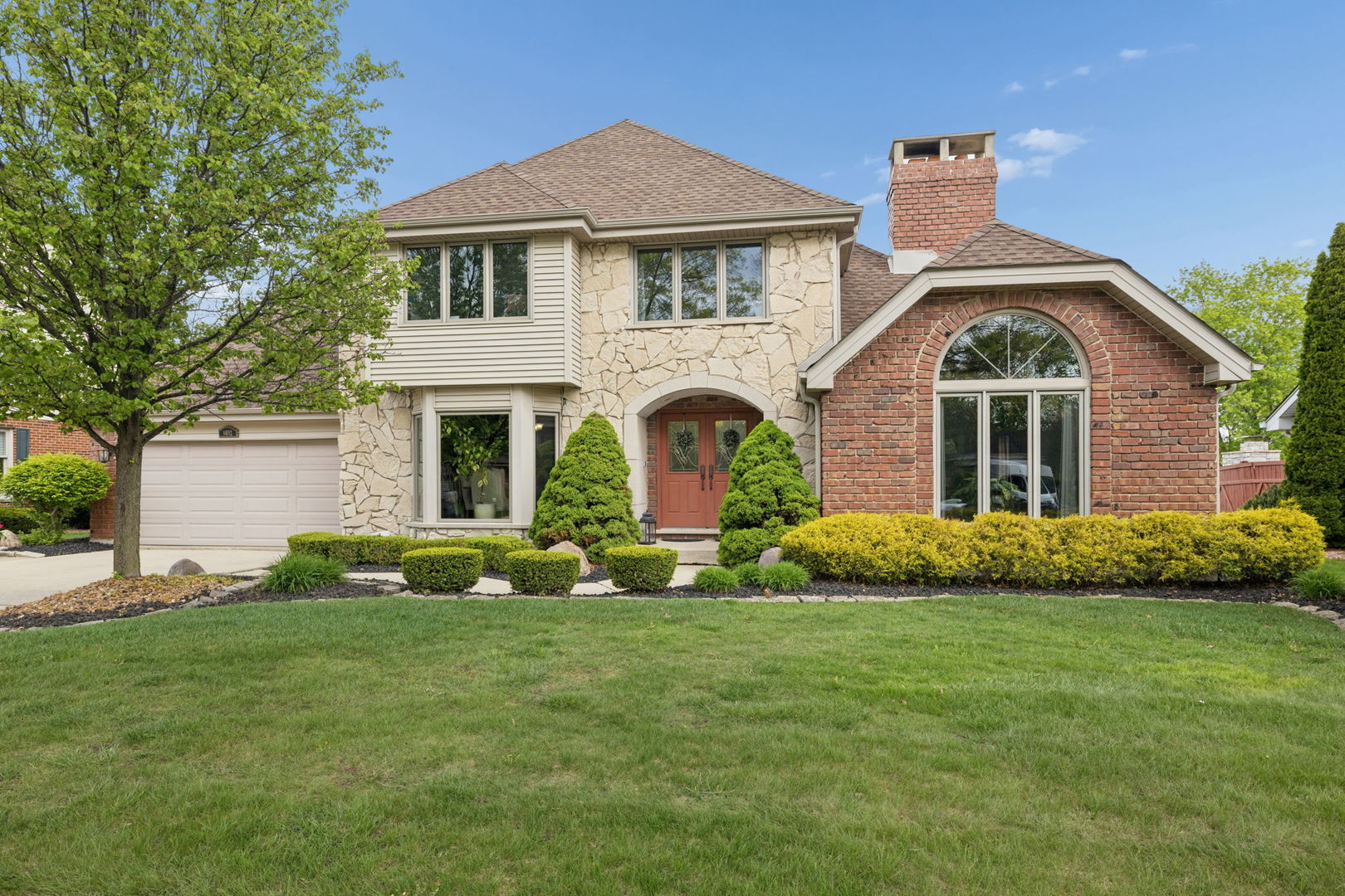 8692 Flint Lane, Orland Park, IL 60462