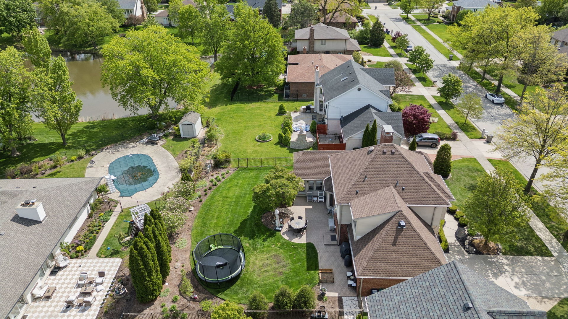 8692 Flint Lane, Orland Park, IL 60462