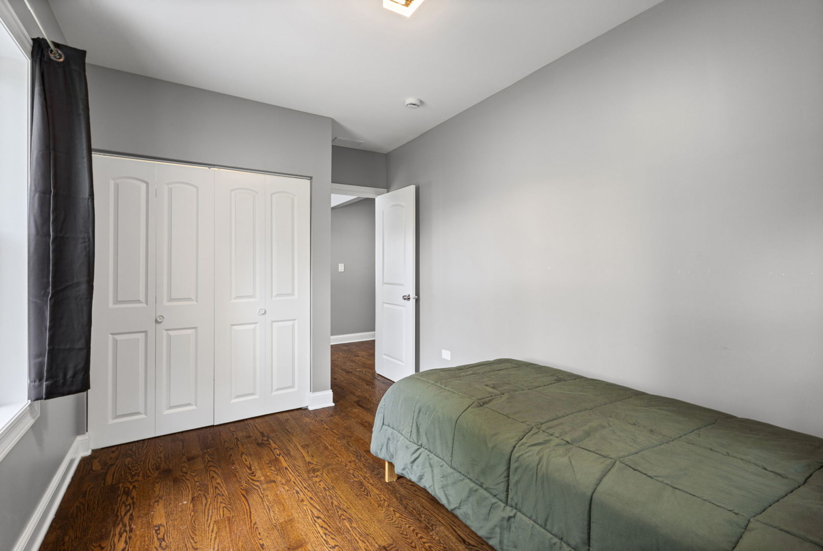 15332 Kenton Avenue, Oak Forest, IL 60452