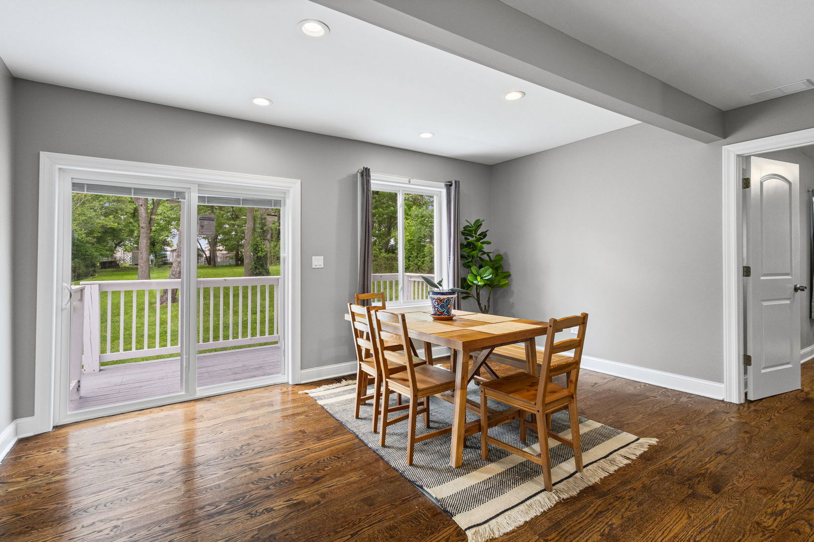 15332 Kenton Avenue, Oak Forest, IL 60452