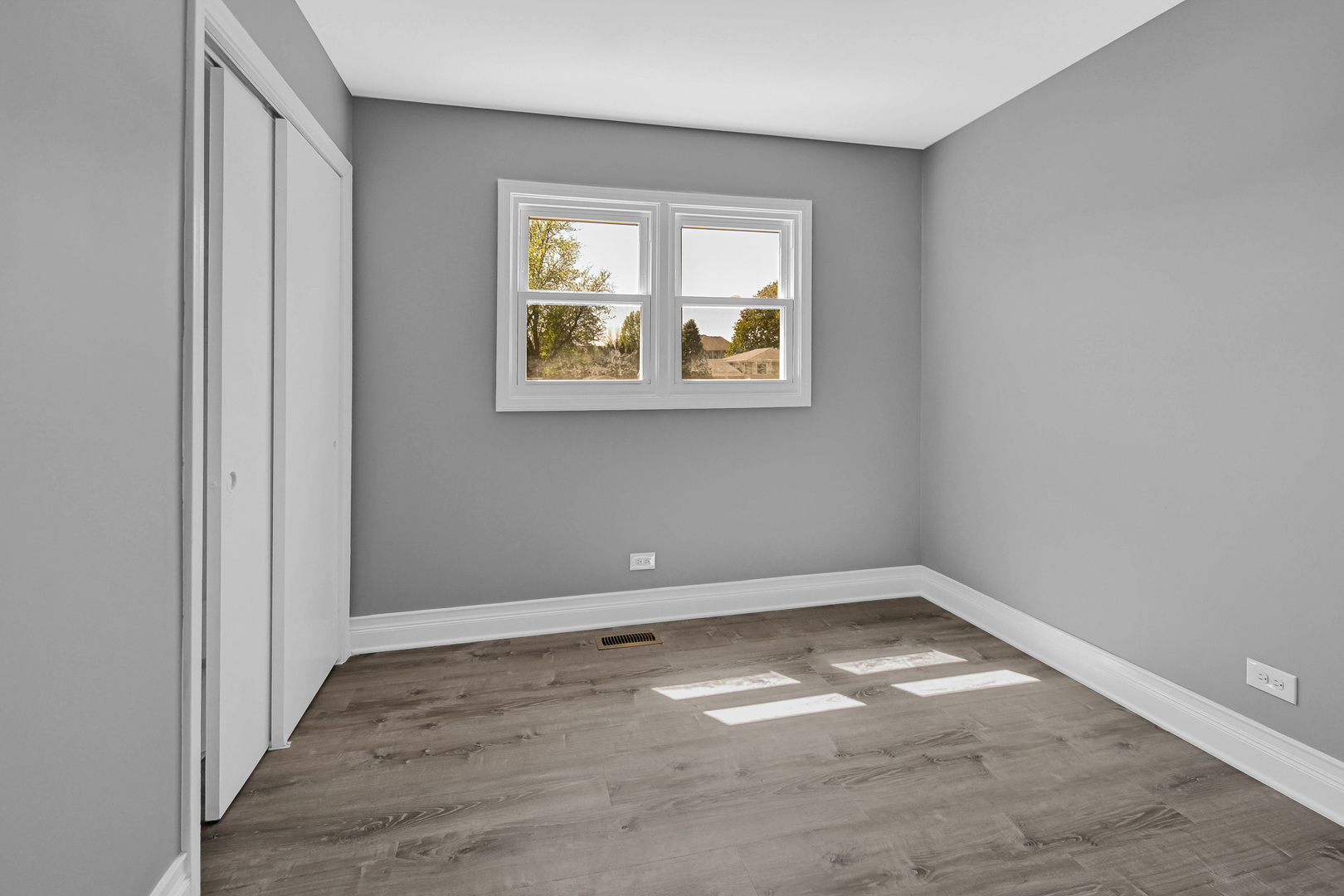 28W502 LEVERENZ Road, Naperville, IL 60564