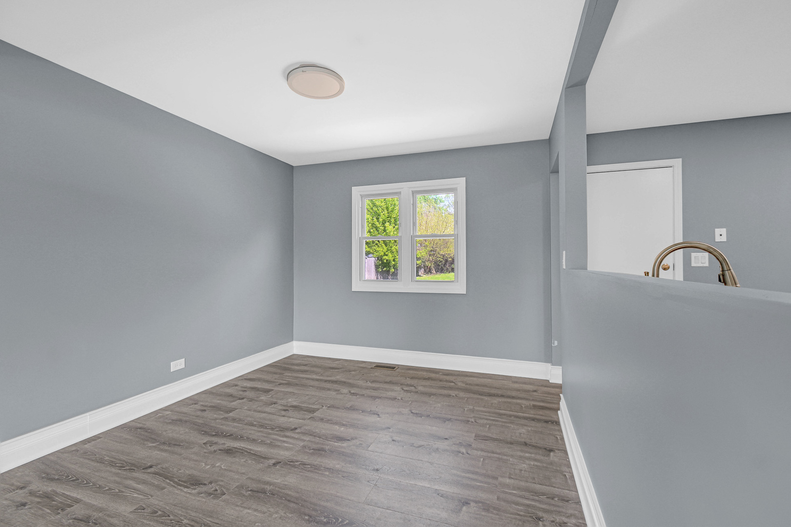 28W502 LEVERENZ Road, Naperville, IL 60564