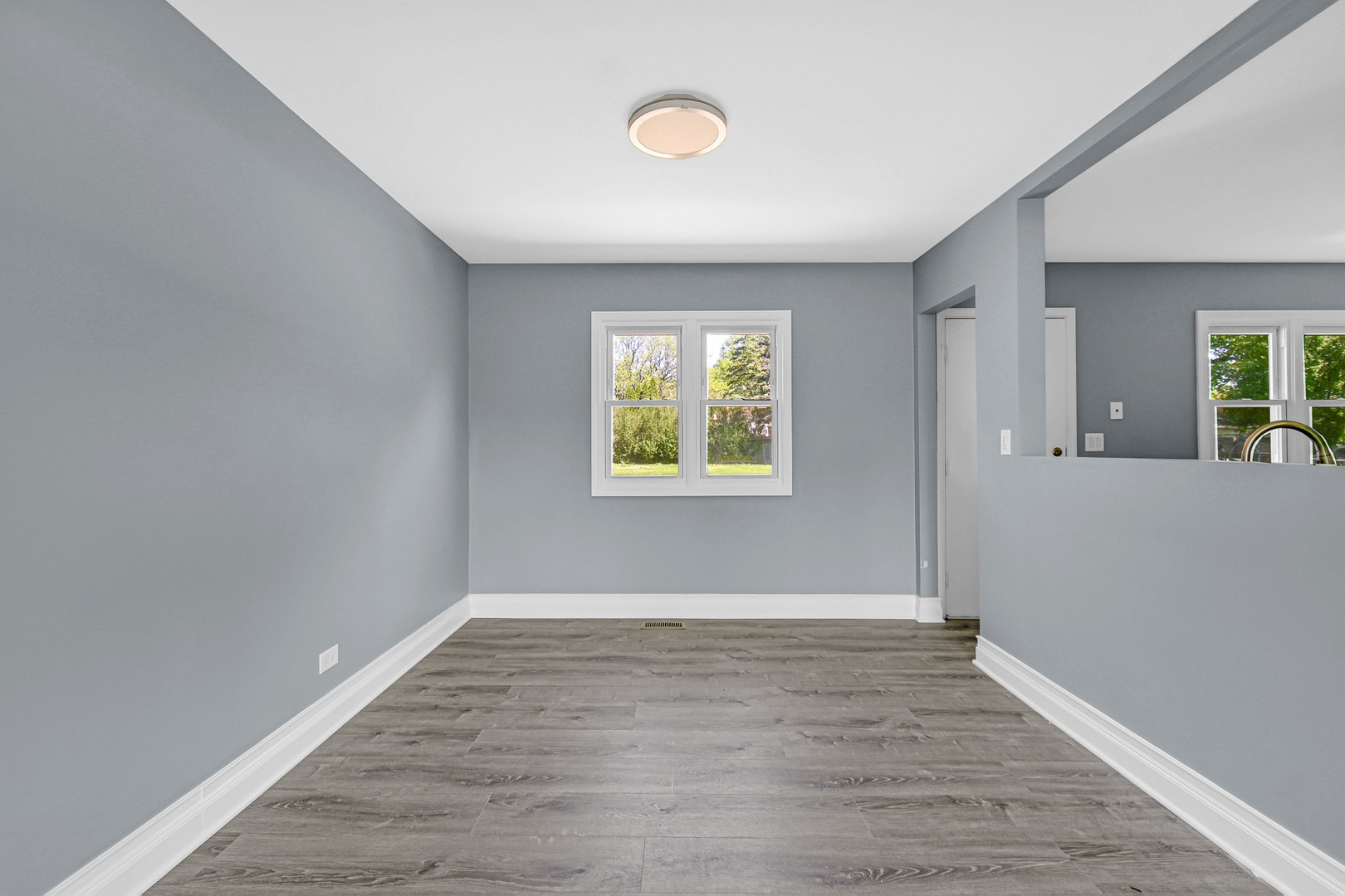 28W502 LEVERENZ Road, Naperville, IL 60564