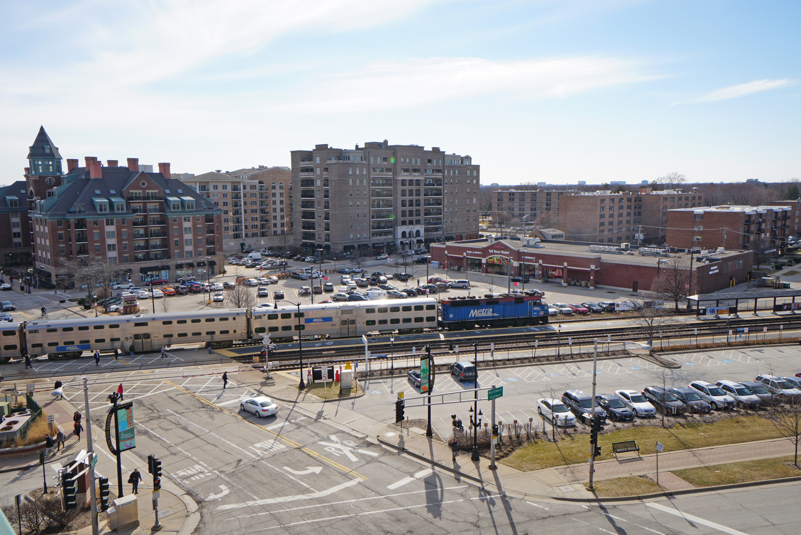 201 N Vail Avenue #207, Arlington Heights, IL 60004