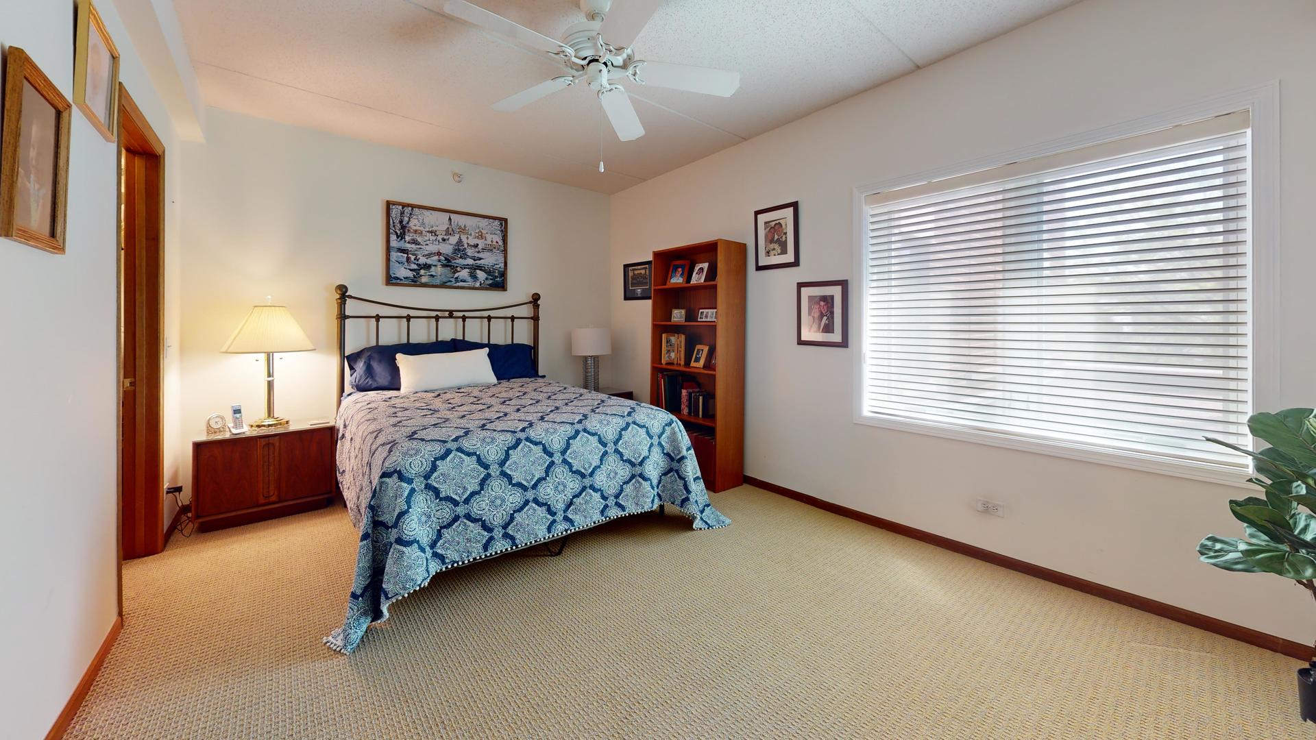 201 N Vail Avenue #207, Arlington Heights, IL 60004