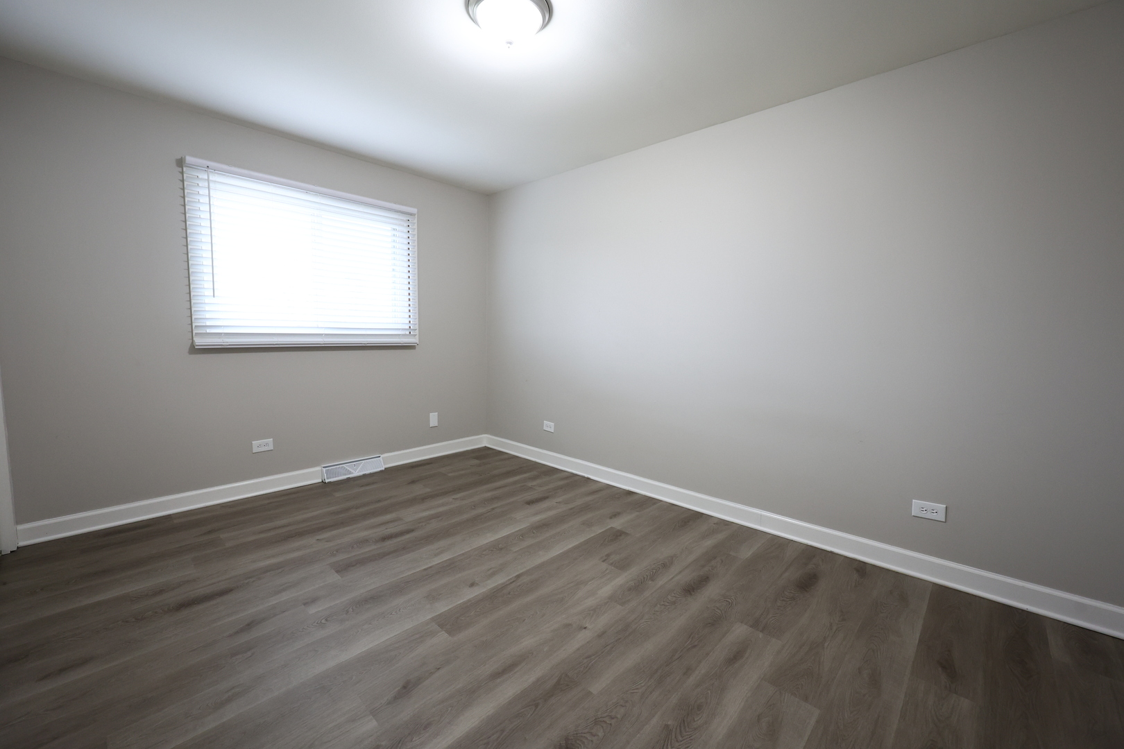 11050 Parkside Avenue, Chicago Ridge, IL 60415