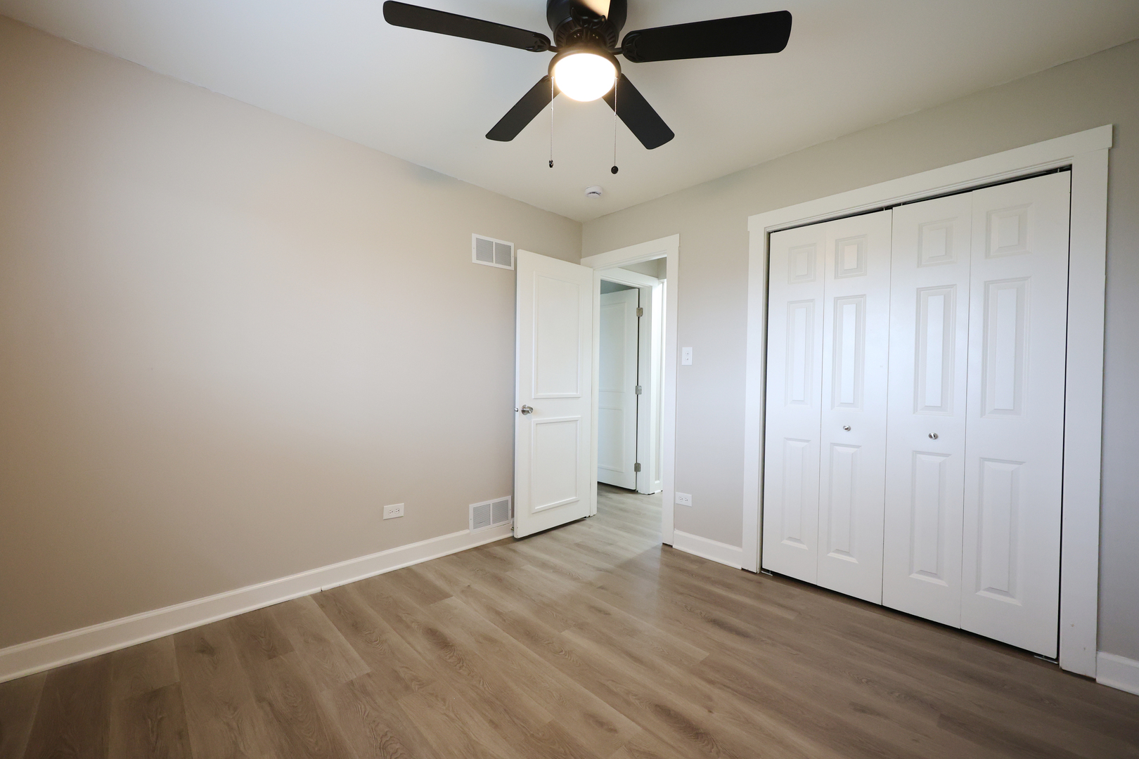 11050 Parkside Avenue, Chicago Ridge, IL 60415