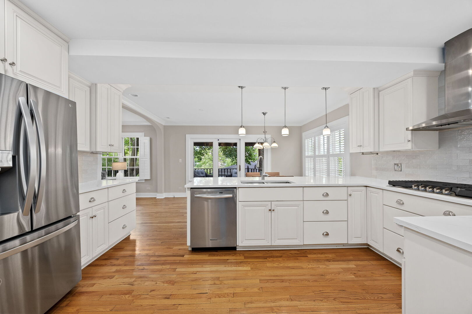 5132 Grand Avenue, Downers Grove, IL 60515