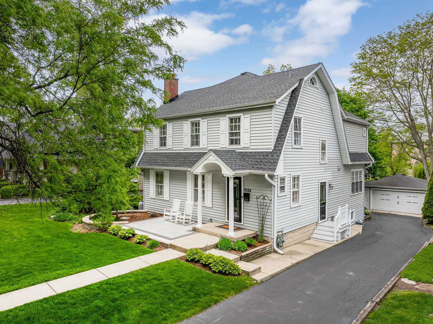 5132 Grand Avenue, Downers Grove, IL 60515