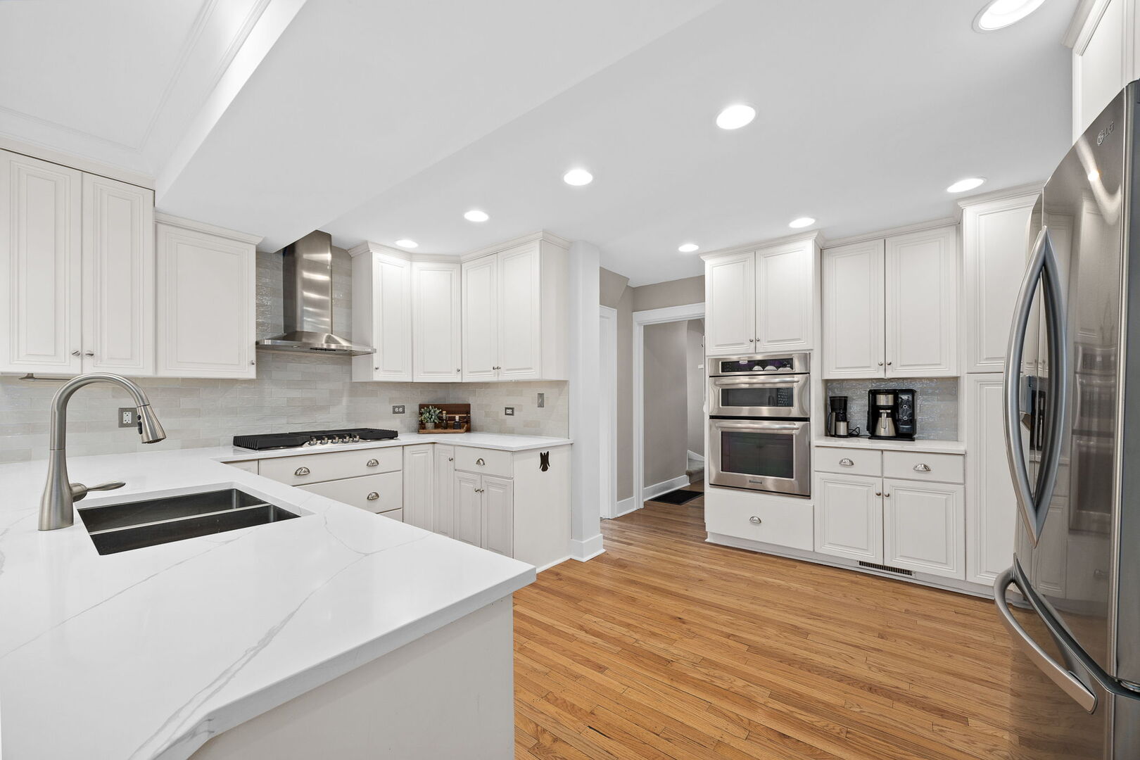 5132 Grand Avenue, Downers Grove, IL 60515