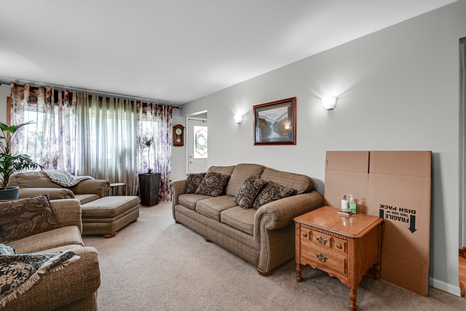 10445 S Avenue E Avenue, Chicago, IL 60617