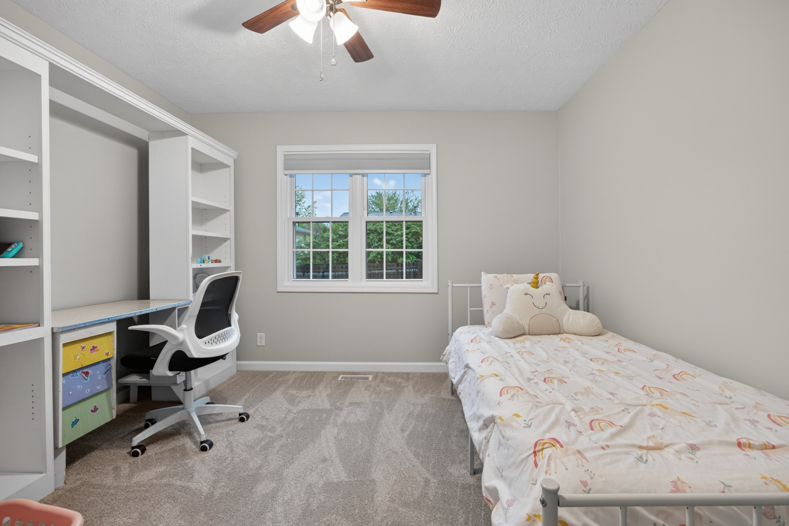 8 Ivey Court, Bloomington, IL 61701