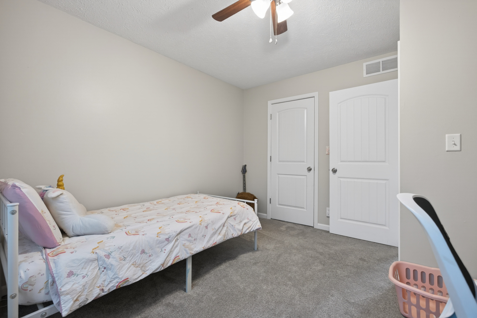 8 Ivey Court, Bloomington, IL 61701