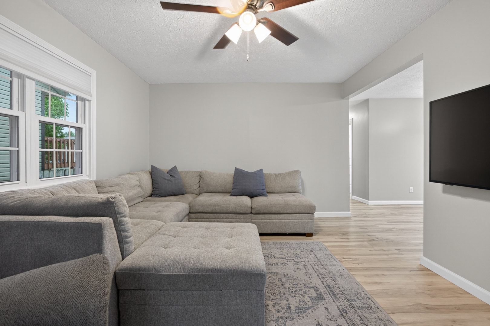 8 Ivey Court, Bloomington, IL 61701