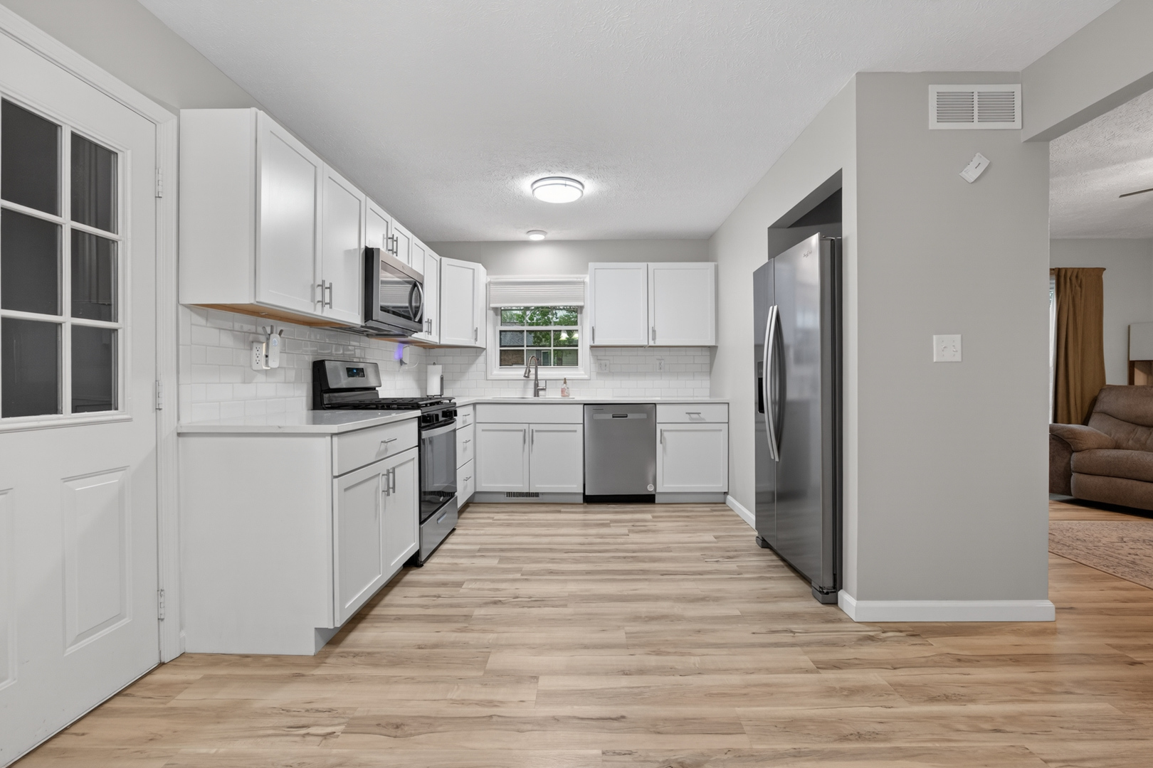 8 Ivey Court, Bloomington, IL 61701