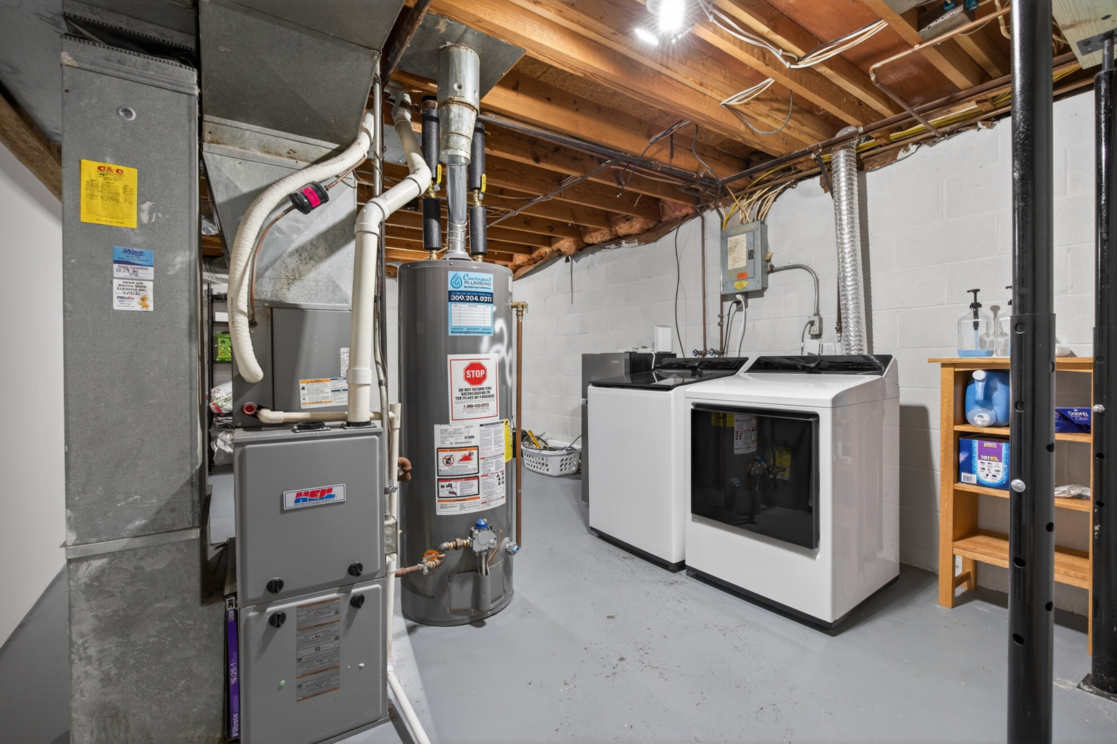 8 Ivey Court, Bloomington, IL 61701