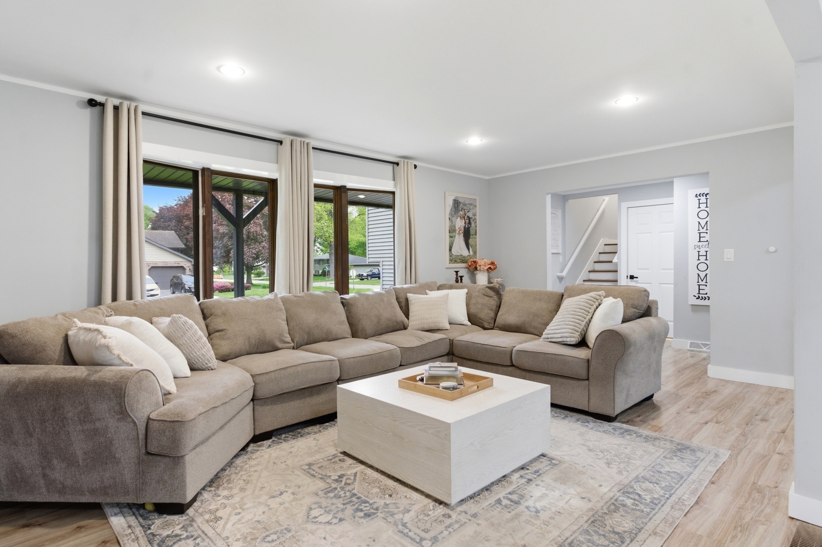 16123 S Peerless Drive, Plainfield, IL 60586