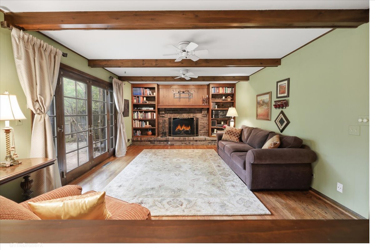 22W324 McCarron Road, Glen Ellyn, IL 60137
