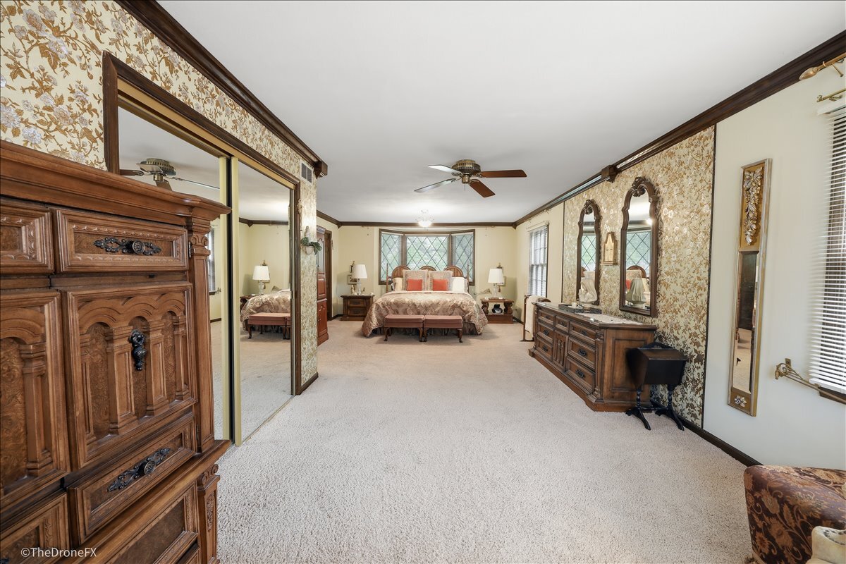 22W324 McCarron Road, Glen Ellyn, IL 60137