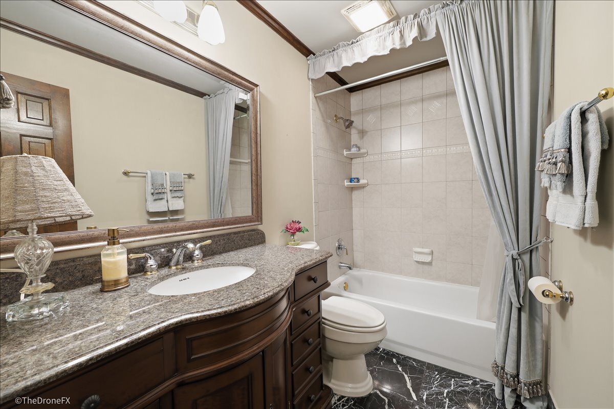 22W324 McCarron Road, Glen Ellyn, IL 60137