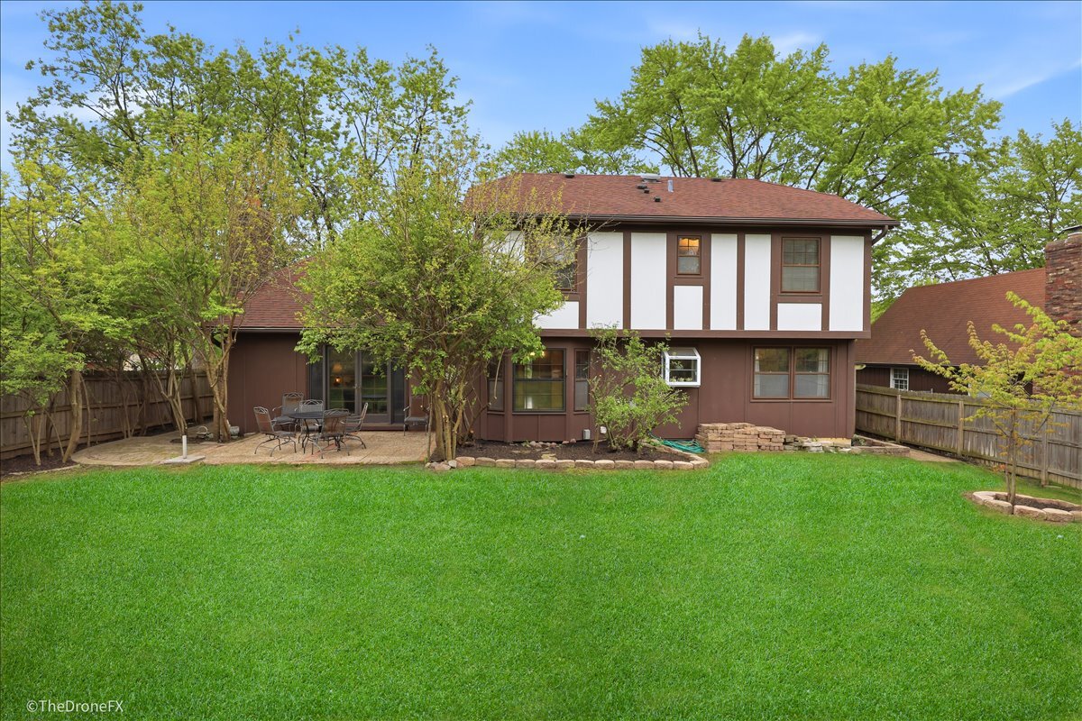 22W324 McCarron Road, Glen Ellyn, IL 60137