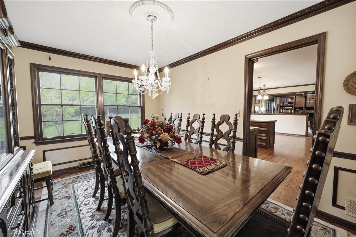 22W324 McCarron Road, Glen Ellyn, IL 60137