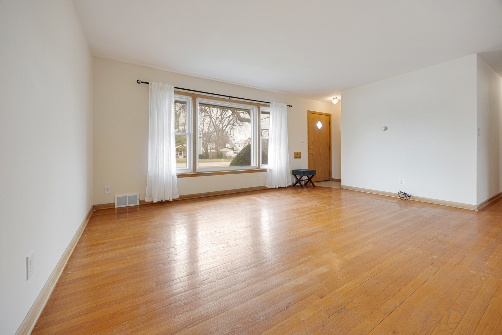 2701 Lee Street, Melrose Park, IL 60164