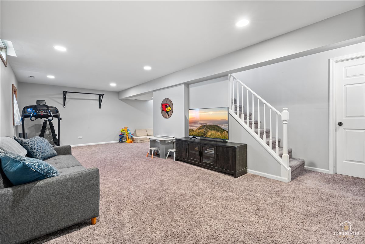 309 N Southport Road, Mundelein, IL 60060