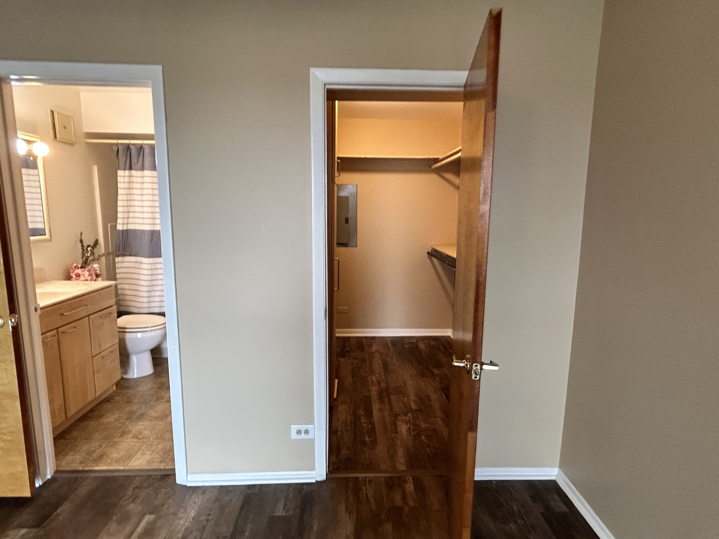 100 Park Avenue #706, Calumet City, IL 60409