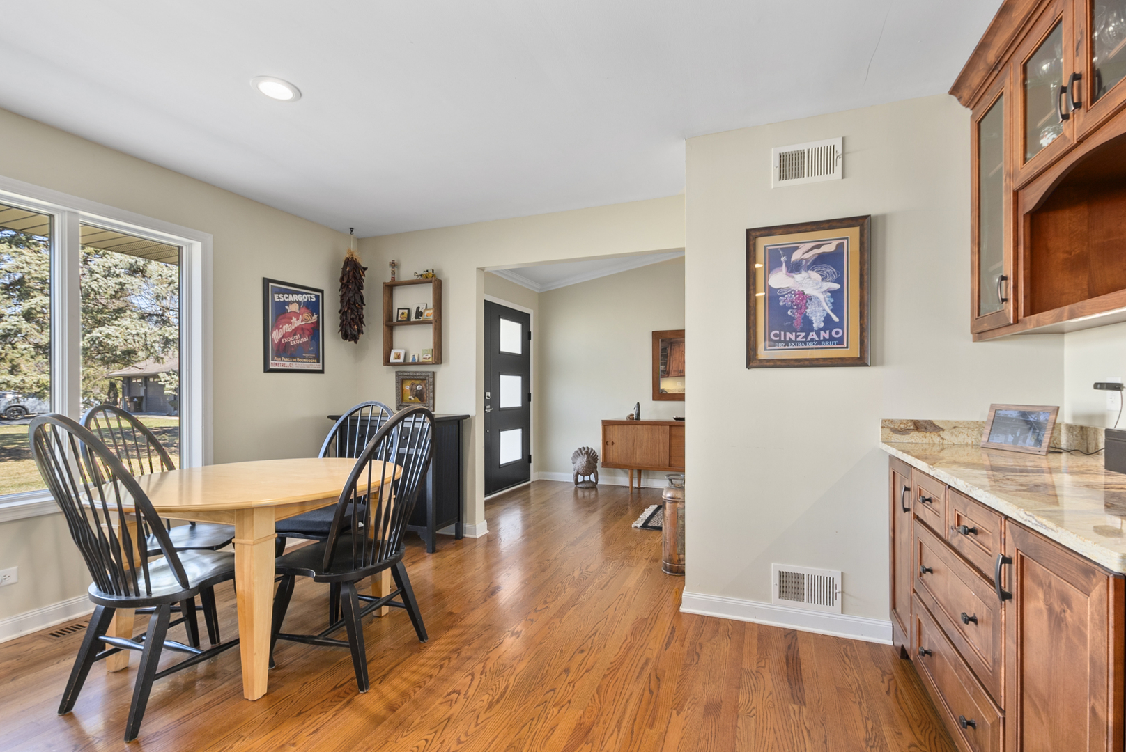 480 Nebraska B Court, Frankfort, IL 60423