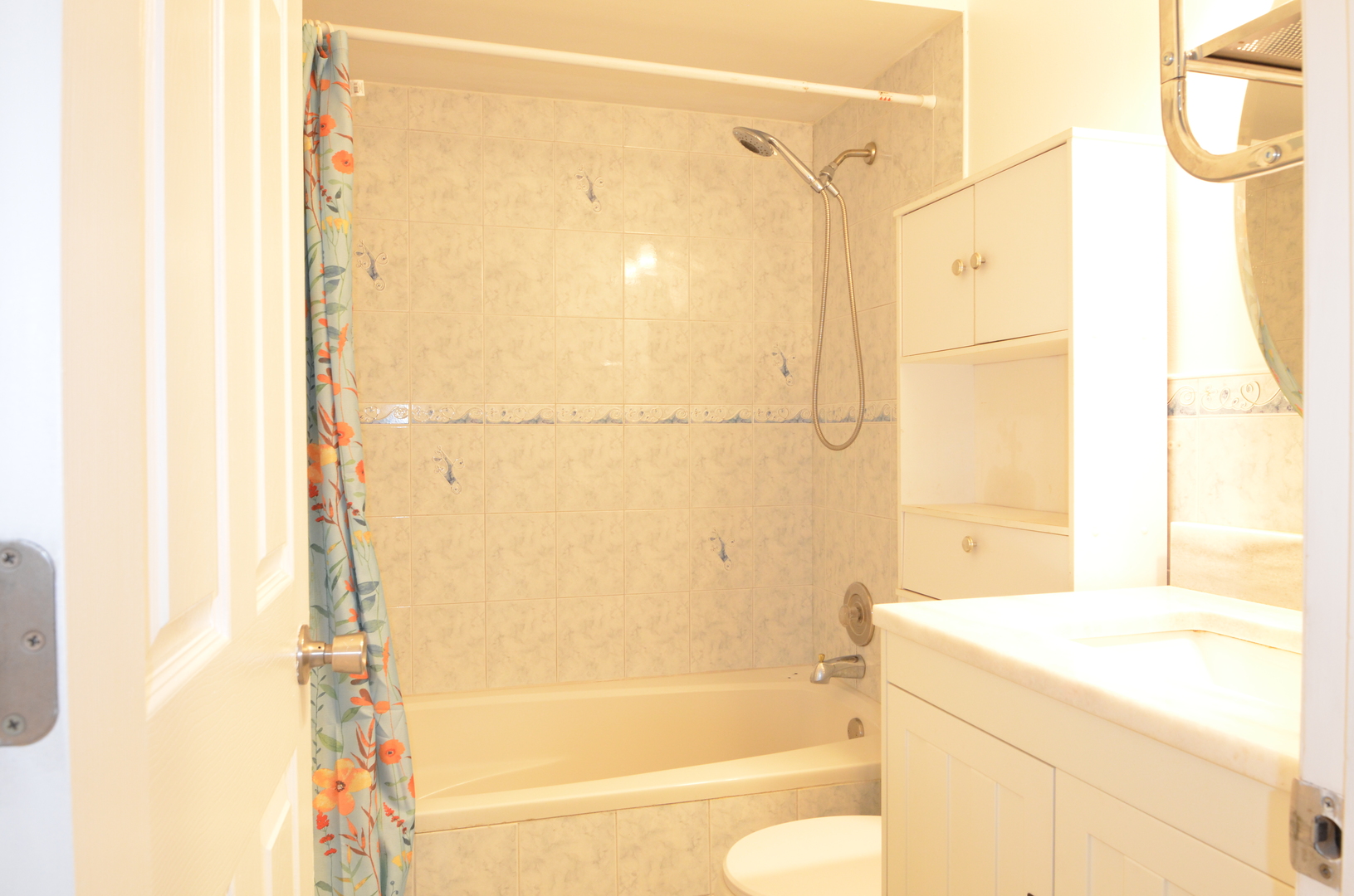 826 E Old Willow Road #206, Prospect Heights, IL 60070