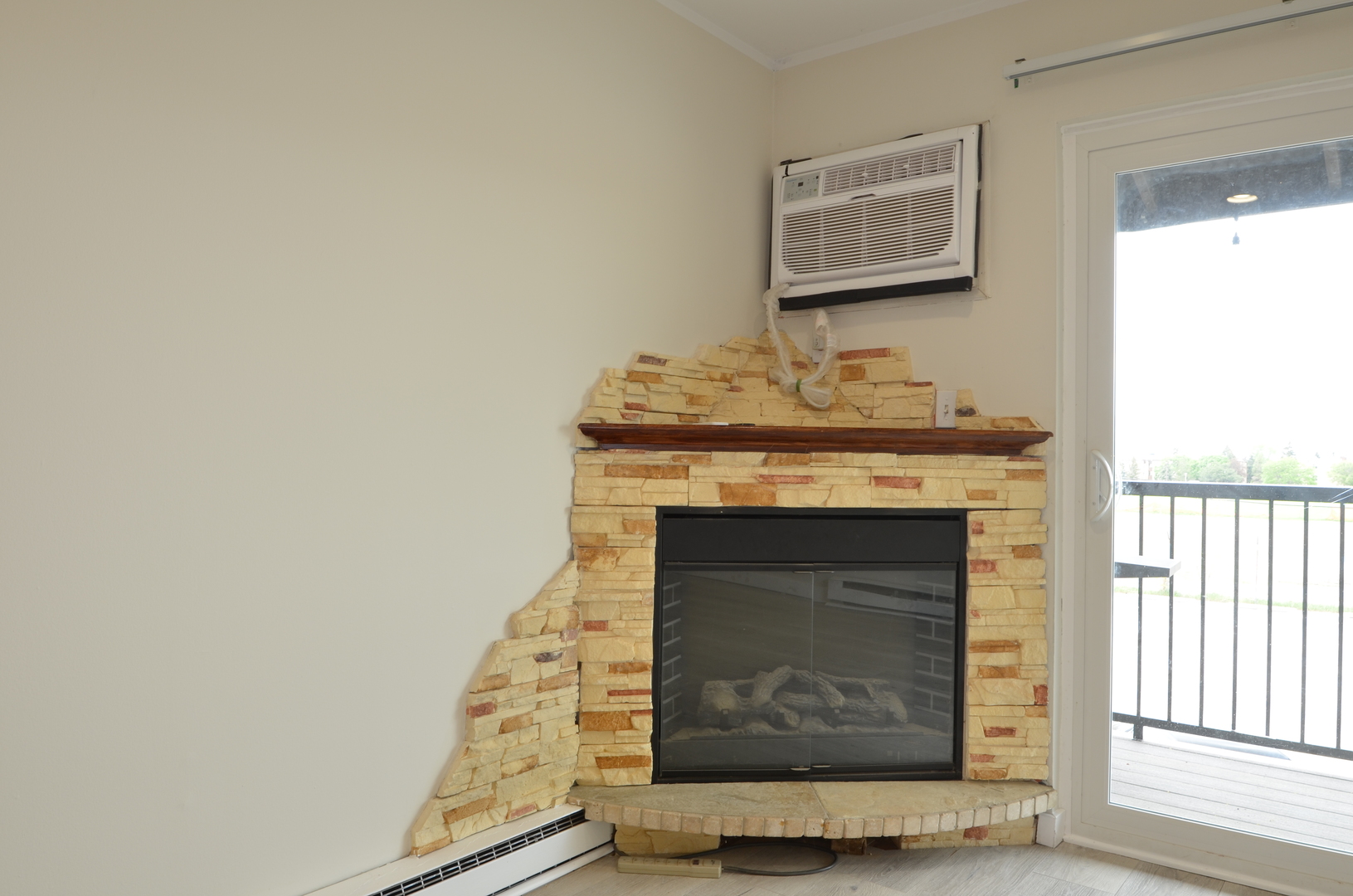 826 E Old Willow Road #206, Prospect Heights, IL 60070